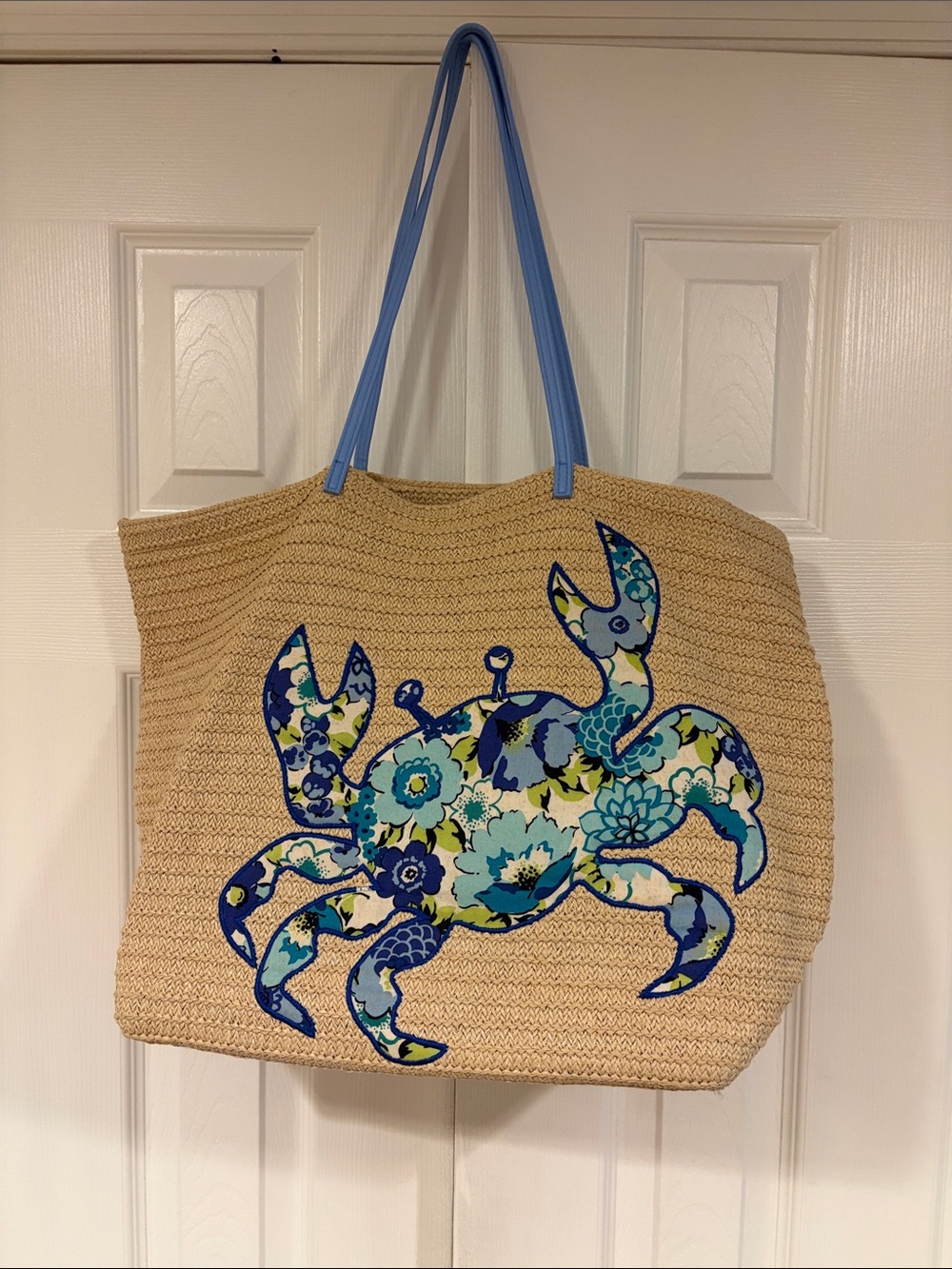 Vera Bradley Blue Floral Crab Straw Tote